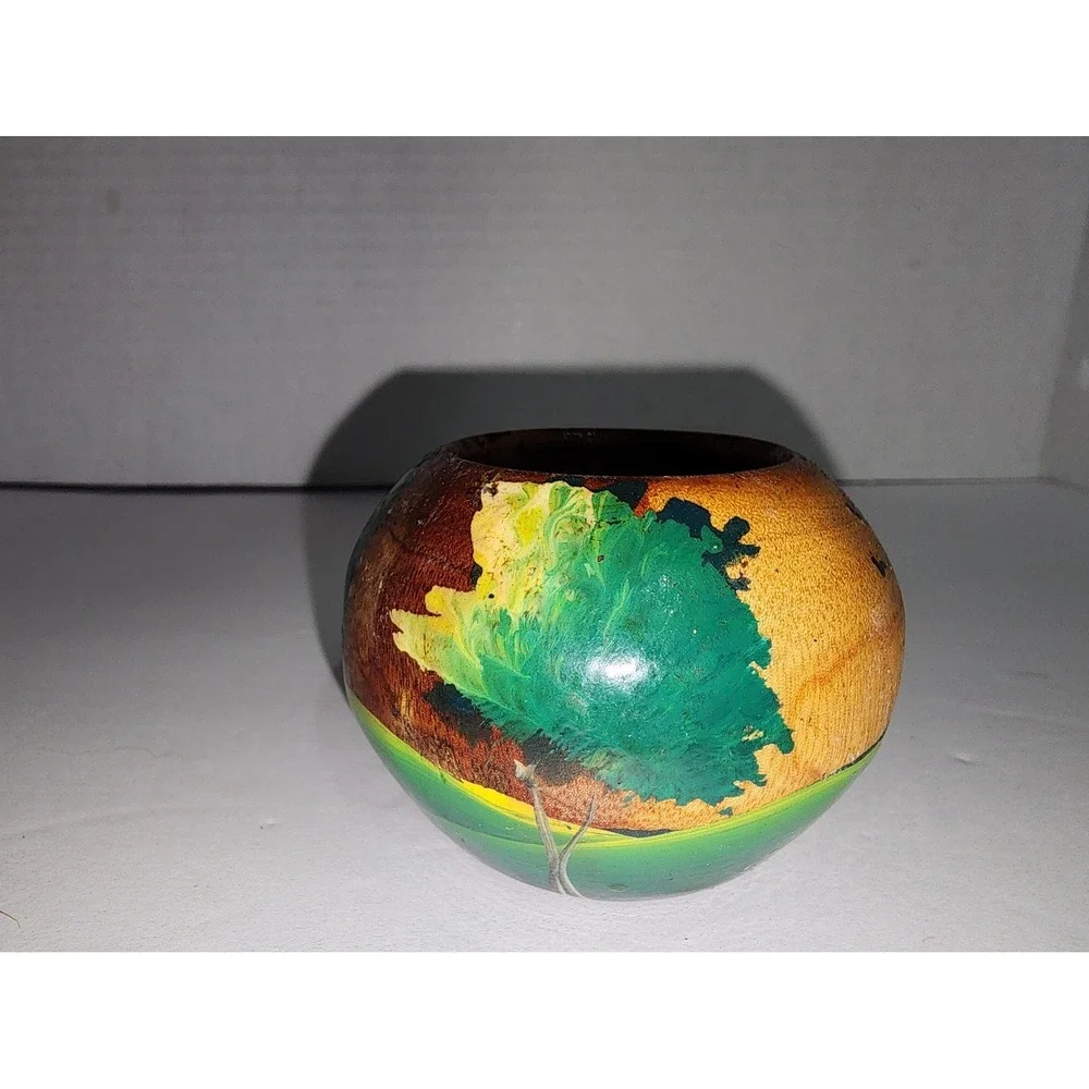 Haiti wood‎ pot souvenir hand painted
